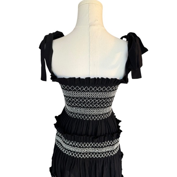 Shona Joy - Shirred Tiered Black and White Ruffled Mini Sundress Sz 4 - Picture 8 of 11